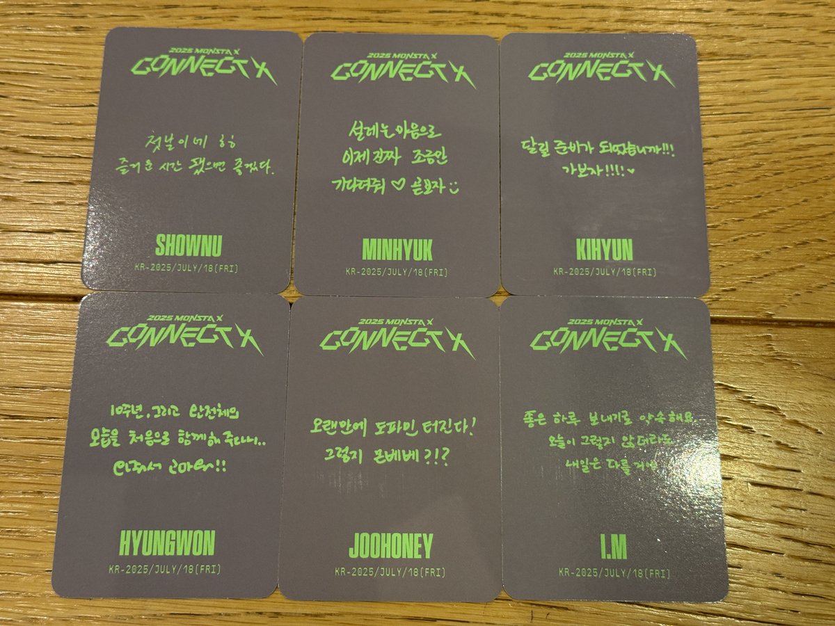 250718 첫콘 몬베베 온리 포카 🤍

🐻 첫날이네 ㅎㅎ 즐거운 시간 됐으면 좋겠다.
🐶 설레는 마음으로 이제 진짜 조금만 기다려줘 ♡ 곧보자 😀
🐹 달릴 준비가 되었습니까!!! 가보자!!!! ♡
🐢 10주년, 그리고 완전체의 모습을 처음으로 함께해주다니,, 와줘서 고마워!!
🐝 오랜만에 도파민 터진다!