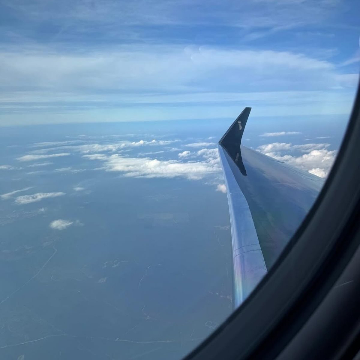 “With the sky above and the earth below, I find my peace within. Goals achieved and clarity restored; all is complete.”

#MissionSuccess #PeaceWithin #TeamTMJ 🤫