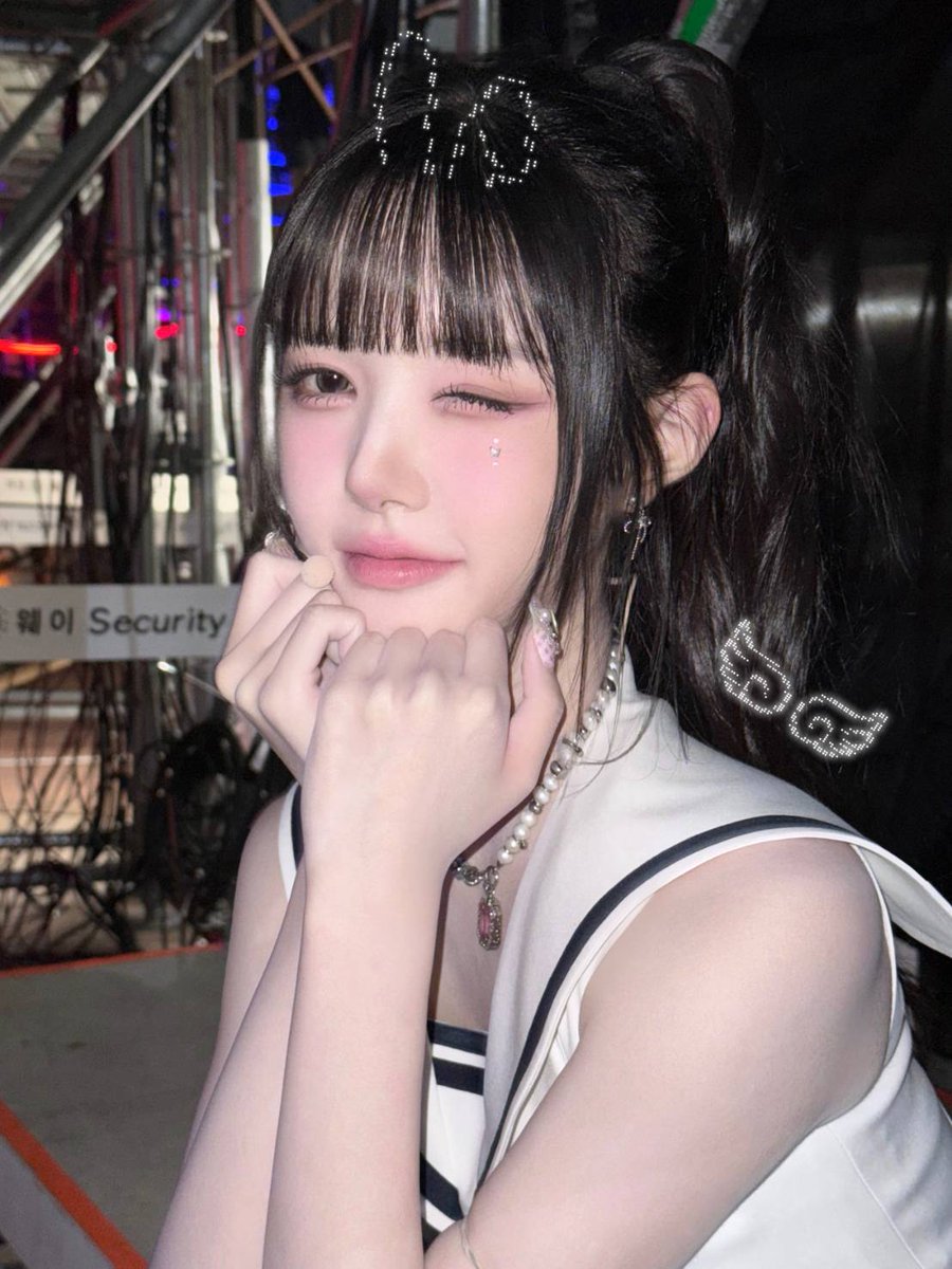 나 이제 윙크 잘하지!!🪽🎀 #tripleS #트리플에스 #トリプルS