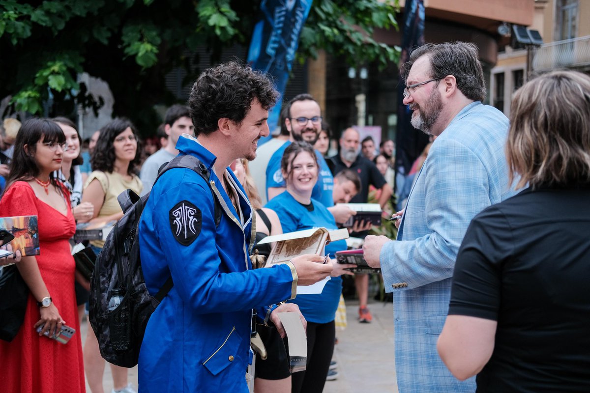 SombraCuervo_'s tweet photo. Yo ya no necesito más. Menudo @festivalcelsius ♥️🌩️ #celsius2025 https://t.co/f8YInCdWsH