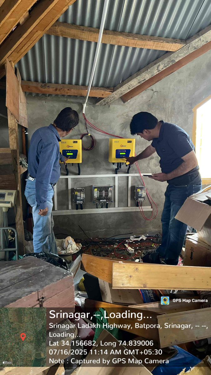 kpdcloffice's tweet image. Another 7 kWp SRT Commissioned! Bringing clean energy closer to every home our latest rooftop solar installation is now live and generating sustainably.

One more step toward a greener, self-reliant grid.

#Kpdcl #SolarProgress #SustainableKashmir #GreenPower #EnergyTransition