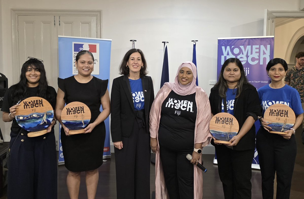 ambafrancefj's tweet image. Last night, Amb. @julielesaos hosted an inspiring evening at the French Residence in Suva, celebrating Women in Tech Fiji. The event spotlighted local leadership & global ambition to close the gender gap in tech. #FranceInFiji ๐ซ๐ท๐ค๐ซ๐ฏ #WomenInTech