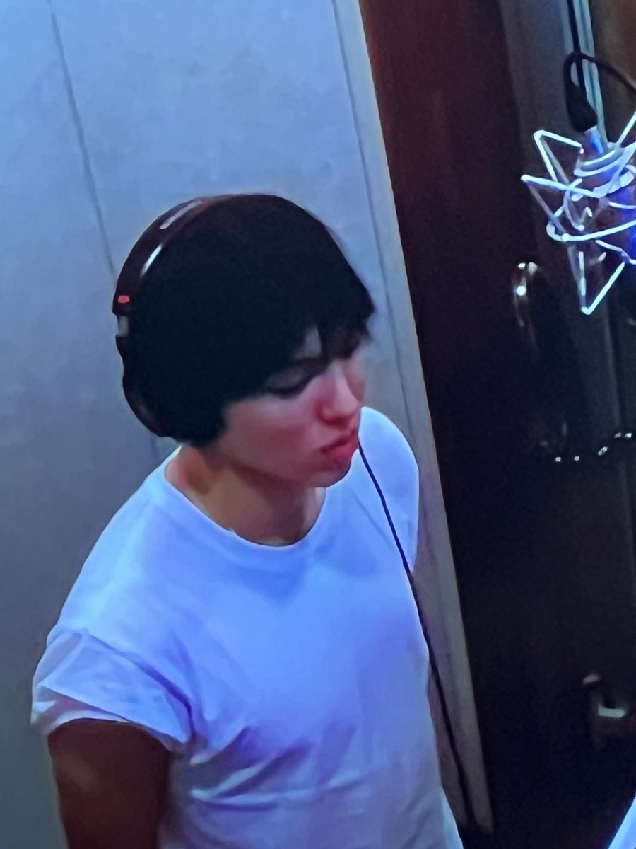 DKB_BRAVE's tweet image. 양 : 양스타 밀양스타⭐️
희 : 희찬이 형 생일 축하드리구 🎉
찬 : 찬란한 길만 걸읍시다 우리 ❤️‍🔥

#해리준 #HARRY_JUNE #다크비 #DKB
#HAPPY_HEECHAN_DAY