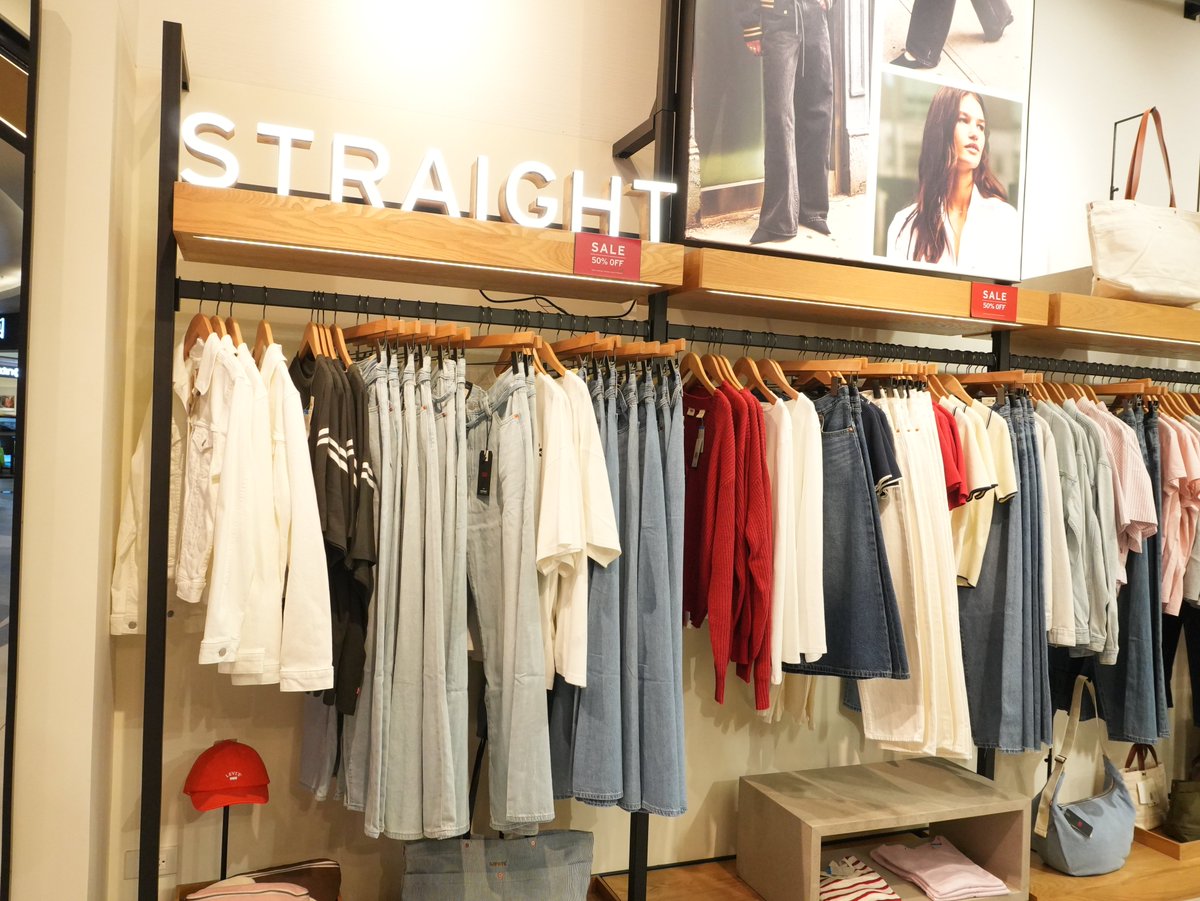 ilovejungceylon's tweet image. Levi’s up to 50% OFF at Jungceylon👖
Get your favorite fits!
📅 Now – 28 Jul 2025

Levi’s Jungceylon
📍GF The Jungle Zone

#Levis #SaleAlert #jeans #levisthailand #levisjeans
#Jungceylon #Patong #Phuket
#จังซีลอน #ป่าตอง #ภูเก็ต