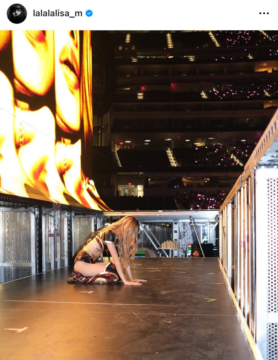 jsmtjyygyjbbjb's tweet image. คนไทยรู้ว่าลิซ่าทำอะไร แต่ที่คนไทยอยากรู้ลิซ่าสวดบทไหน