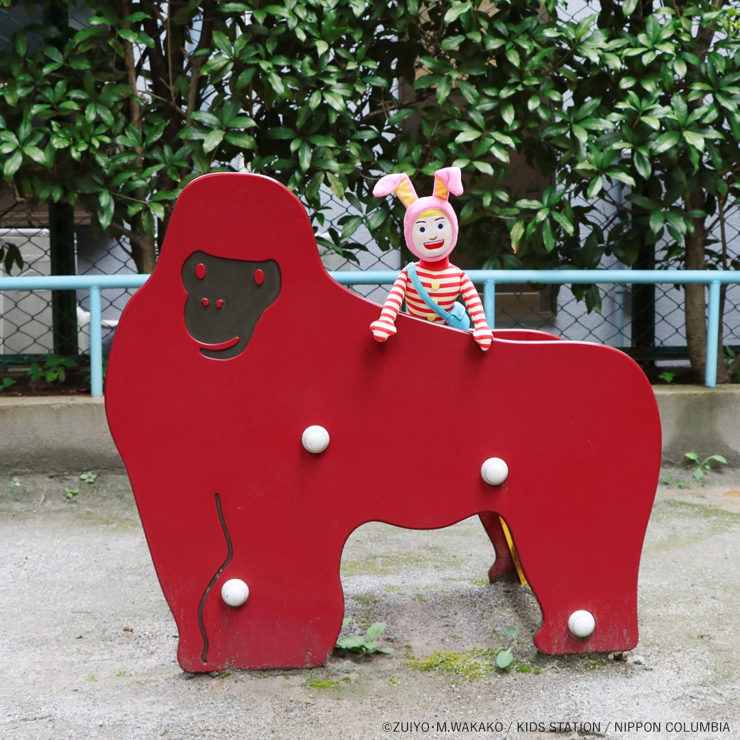 natalie_store's tweet image. 【ポピーザぱフォーマー】
立ち姿がキュートなポピーのぬいぐるみ。
お部屋に飾るのはもちろん、お出かけにも連れていきやすいサイズ感です。
箱のデザインにもこだわりました。
▼ご購入はこちら
store.natalie.mu/smartphone/det…
#ポピーザぱフォーマー