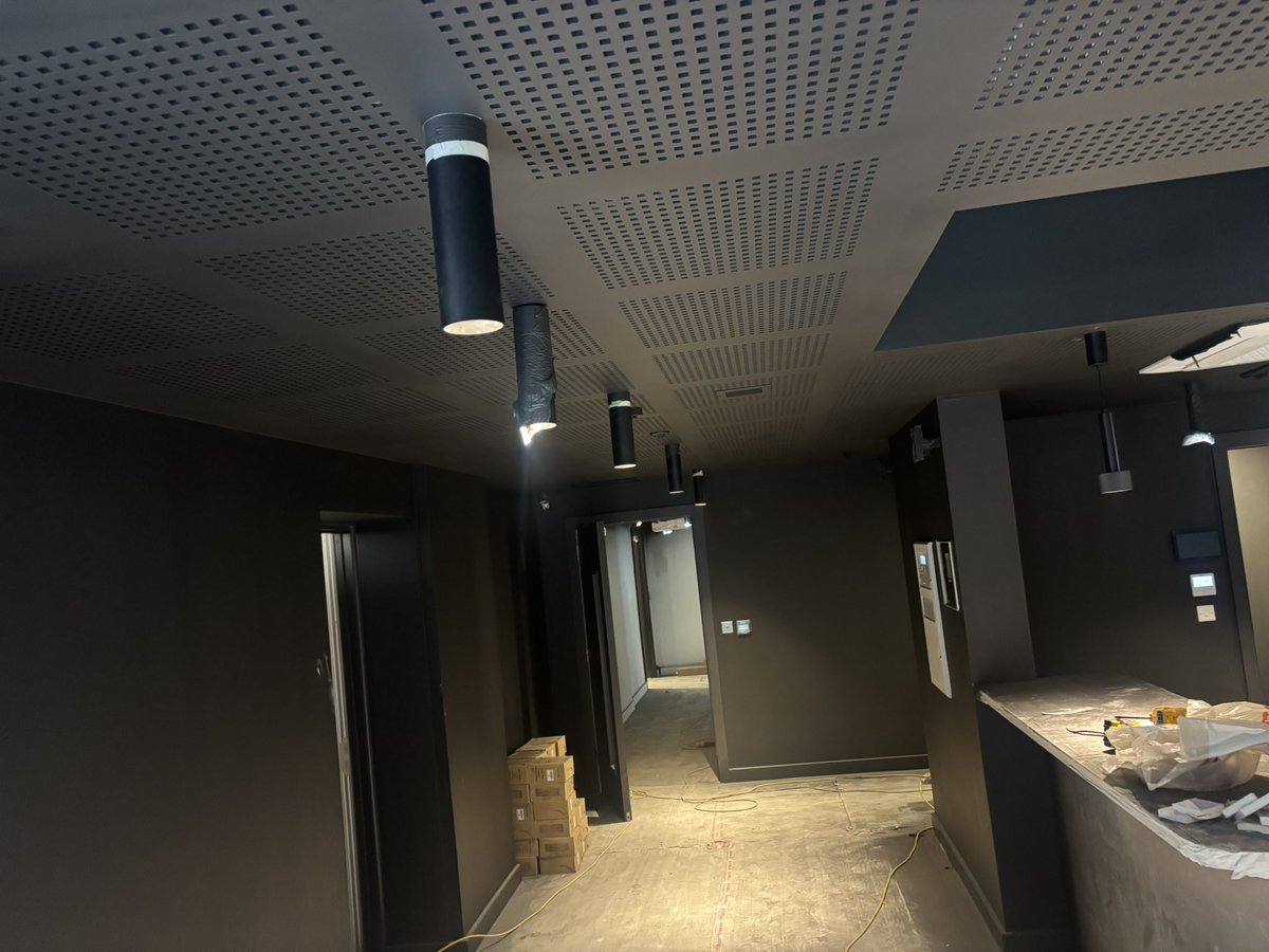 GlowBell (@glow_bell) on Twitter photo Finishing touches. #themovement Finishing touches. #themovement