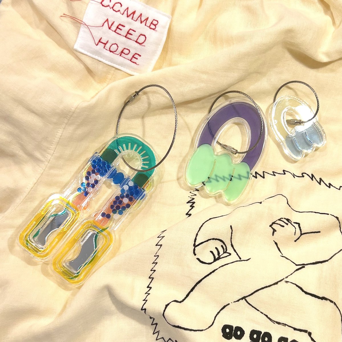 DOMA_YORIKO's tweet image. 7/18(金) 14:00-18:00 open
DOMA ONLINE SHOP🛒に
チャチャマンボ
久保木 要
のアイテムをアップしました◯
チャチャマンボの靴下はメンズ大きめサイズも仲間入り
久保木さんのキーリングはだいぶ残り少ない種類もありますがまだまだたくさん揃ってます
doma.stores.jp

#DOMA #kyoto #雑貨屋