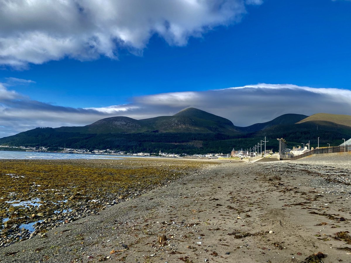 Kelly Mccaughan (@mccaughan_kelly) on Twitter photo Friday skies <a href="/bbcniweather/">BBC NI Weather</a> <a href="/barrabest/">Barra Best</a> <a href="/WeatherCee/">Cecilia Daly</a> <a href="/geoff_maskell/">Geoff Maskell</a> <a href="/bbcweather/">BBC Weather</a> <a href="/MetMattTaylor/">Matt Taylor</a> <a href="/Louise_utv/">Louise Small</a> <a href="/WeatherAisling/">Aisling Creevey</a> <a href="/Schafernaker/">Tomasz Schafernaker</a> <a href="/SarahKLweather/">Sarah Keith-Lucas</a> Friday skies <a href="/bbcniweather/">BBC NI Weather</a> <a href="/barrabest/">Barra Best</a> <a href="/WeatherCee/">Cecilia Daly</a> <a href="/geoff_maskell/">Geoff Maskell</a> <a href="/bbcweather/">BBC Weather</a> <a href="/MetMattTaylor/">Matt Taylor</a> <a href="/Louise_utv/">Louise Small</a> <a href="/WeatherAisling/">Aisling Creevey</a> <a href="/Schafernaker/">Tomasz Schafernaker</a> <a href="/SarahKLweather/">Sarah Keith-Lucas</a>