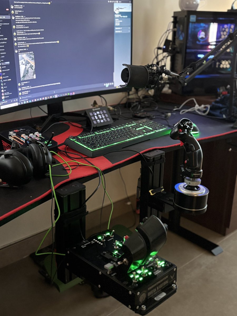 I really need to sort out my cables.