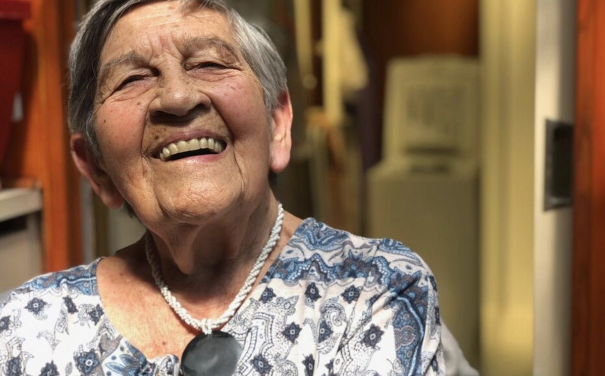 franceenisrael's tweet image. Rescapée d’Auschwitz, témoin emblématique de la Shoah, Ginette Kolinka devrait donner son nom à un jardin dans son quartier natal du Marais.
Quel plus beau symbole, de vie et de renouveau, pour célébrer cette héroïne centenaire et perpétuer ainsi le devoir sacré de mémoire ! 🌱