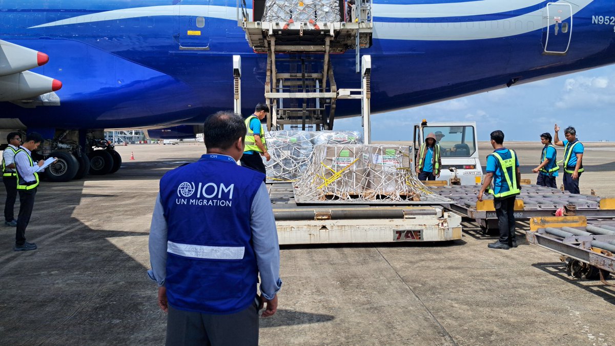 eu_echo's tweet image. As communities in Myanmar continue to recover from this year’s powerful earthquake, EU aid keeps arriving.
Over 50 tons of shelter, sanitation and hygiene items just reached @IOM_Myanmar in Yangon - donated by Italy. 🇮🇹
Grazie!
#EUSolidarity