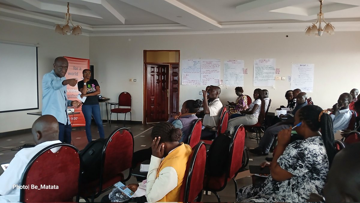 Baguma Richard, Ugandan media consultant with 40+yrs experience who has worked in various media houses across the world, urges journalists to leverage Internet for networking, opportunities &amp; exposure 
#Journalism
#DigitalAge