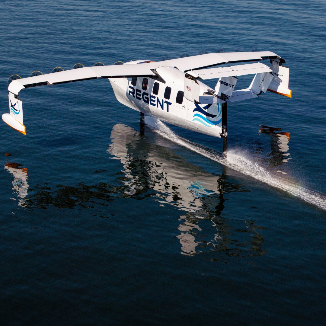 regentcraft's tweet image. Foiling Fridays at @regentcraft 🏄🌊Our full-scale Seaglider prototype is practicing her moves up on hydrofoils in Narragansett Bay — a major milestone on our path toward flight later this summer.