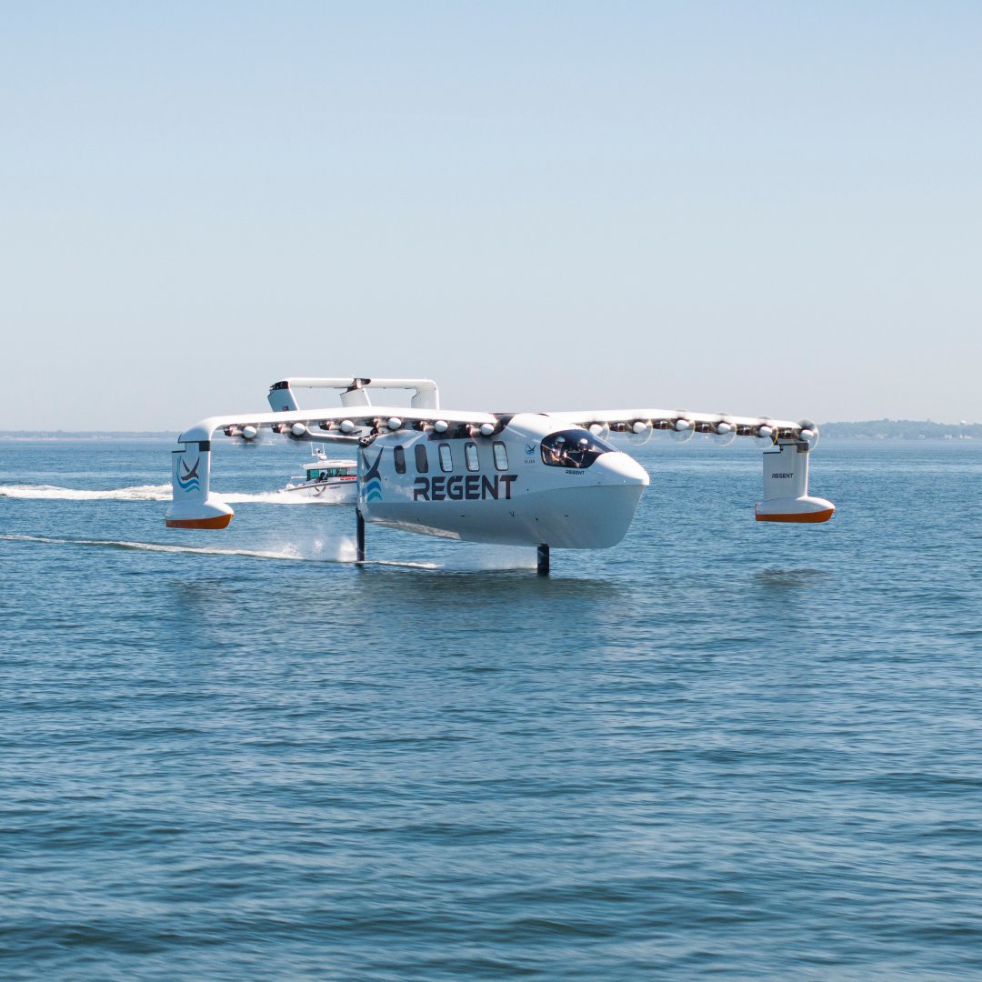 regentcraft's tweet image. Foiling Fridays at @regentcraft 🏄🌊Our full-scale Seaglider prototype is practicing her moves up on hydrofoils in Narragansett Bay — a major milestone on our path toward flight later this summer.