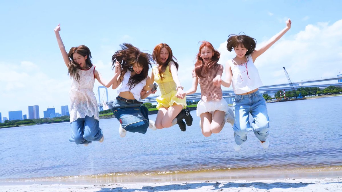 5人分のデコうちわやっと完成〜😚
 #LE_SSERAFIM