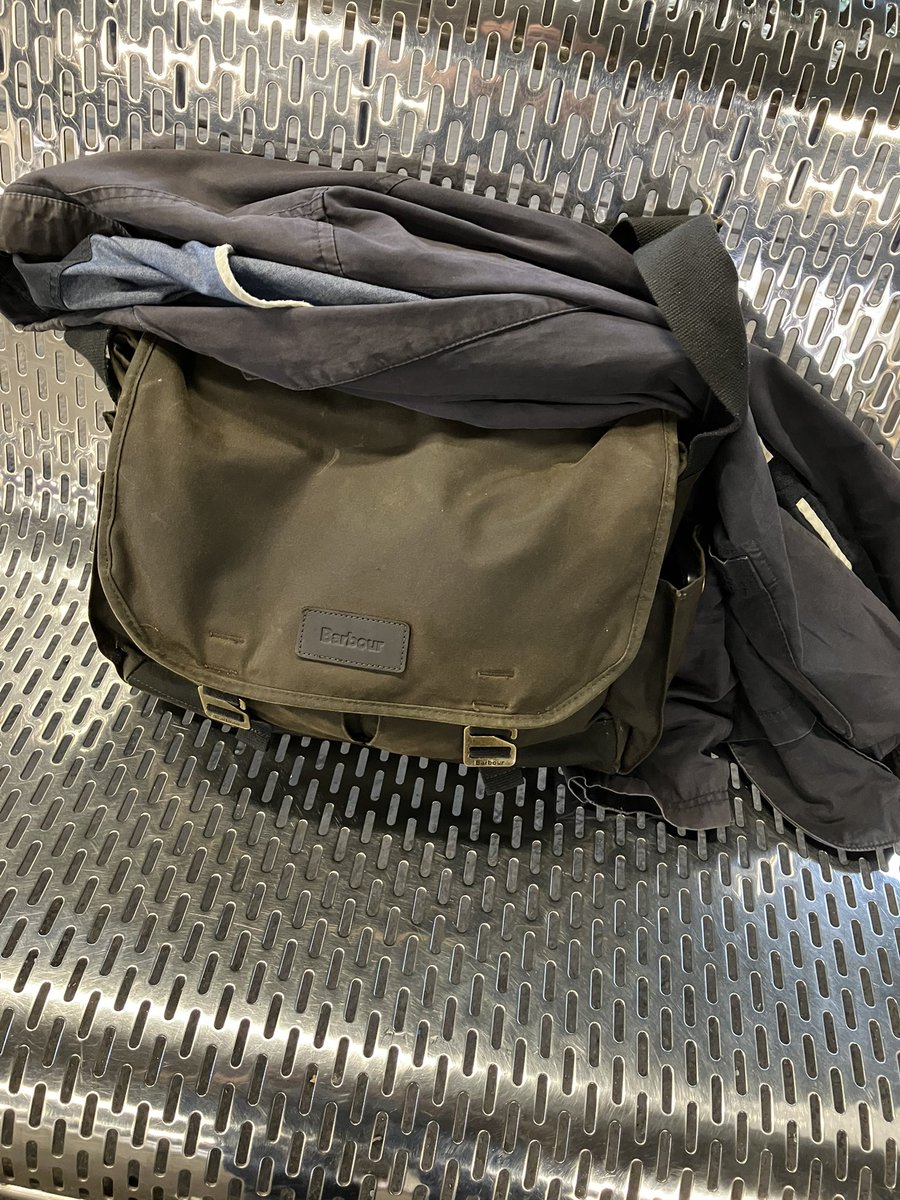 asifamhp's tweet image. Welcome to my new posh office✔️
S.135(1) Warrant✔️
#AMHPlife
#AMHPbag
*Now for the herding of cats✔️