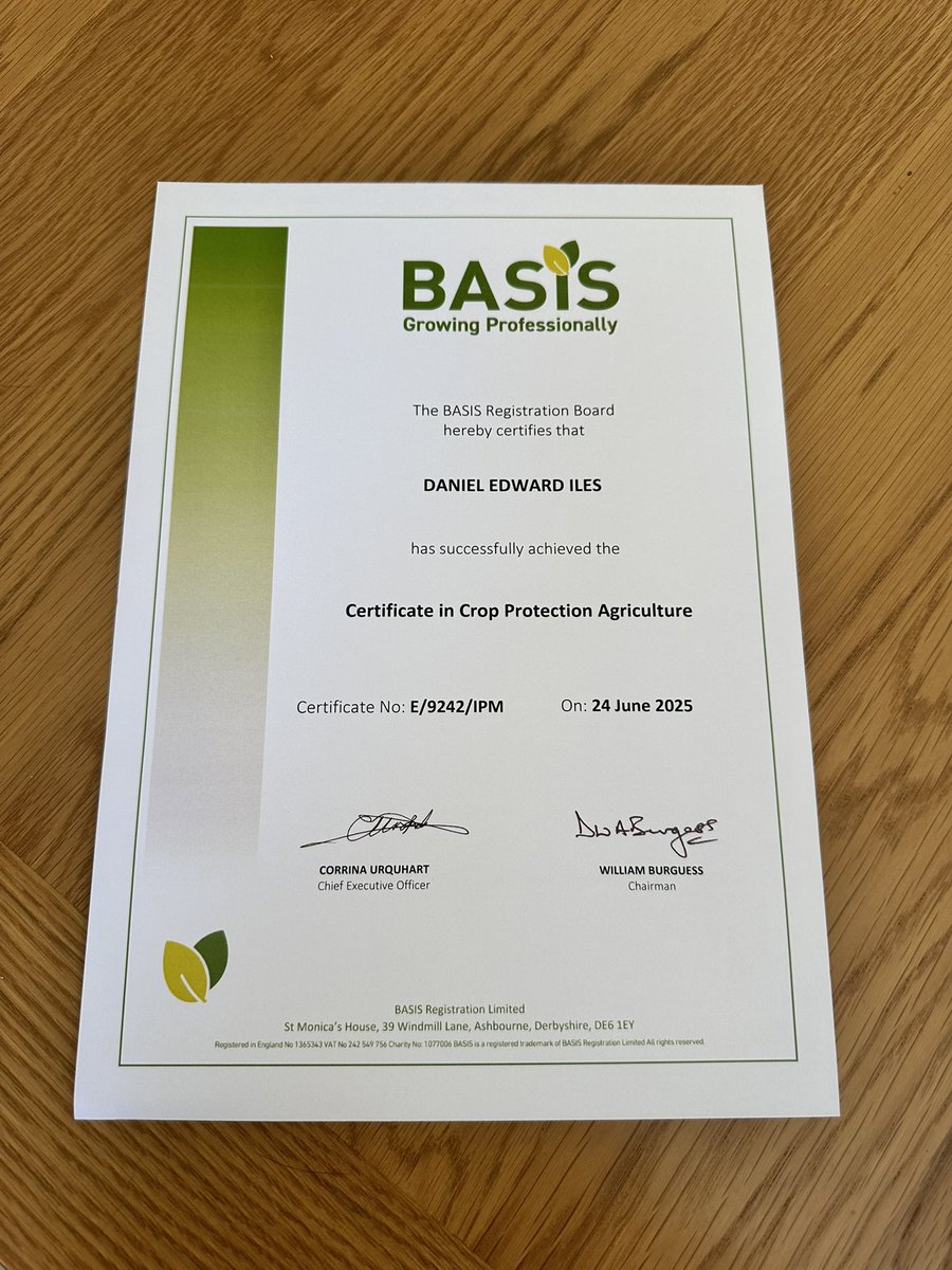 Dan Iles tweet media