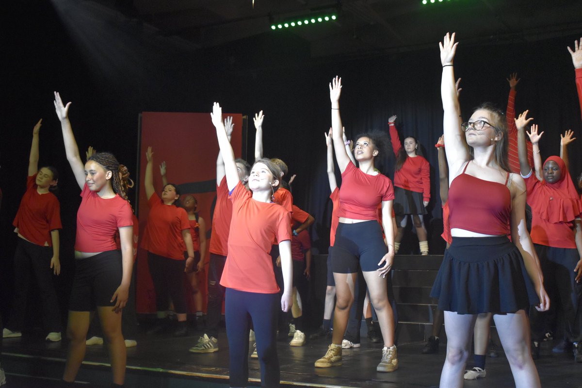 🎶Fame Jr was a great success. Well done all