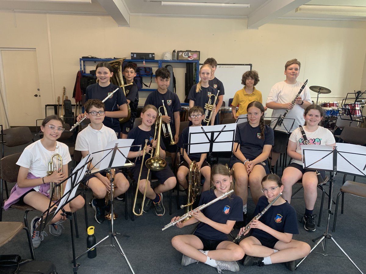 8 pupils from Moulton, Kingsmead and Davenham primary recently attended 4 'come and play' sessions with CHSL music ambassadors and Mrs Curry.  They all played amazingly and we can't wait to have you in the music gang in September!