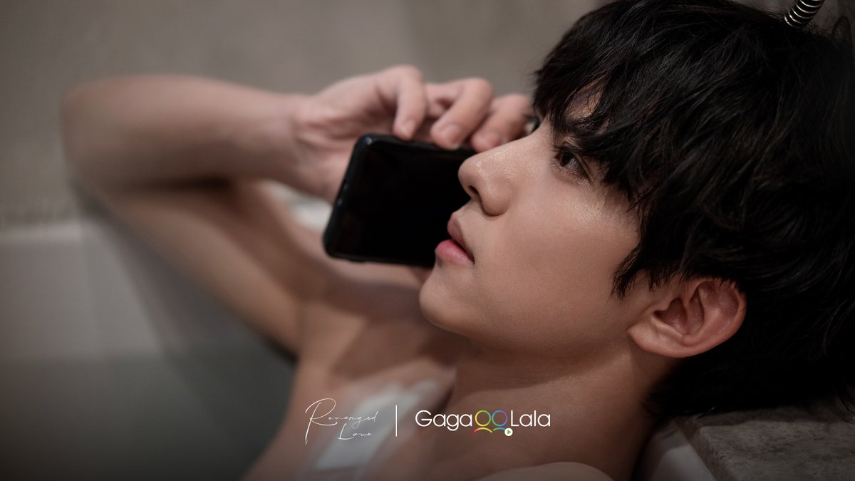 gagaoolala's tweet photo. 📢 𝑷𝑹𝑬𝑴𝑰𝑬𝑹𝑬
👨‍❤️‍💋‍👨 #RevengedLoveEP11

WE'RE BACCK!!

Weiwei is crying and Xiaoshuai is in the bathtub... big day for the bots

Watch here▶️https://t.co/MPPWYnKEMb  

⏰ MON &amp; TUE 8PM GMT+8⠀⠀⠀
⠀⠀⠀
🌏 Available in 🇹🇼, Americas, &amp; Europe

@RevengedLove_ https://t.co/ripuZ3IaIg