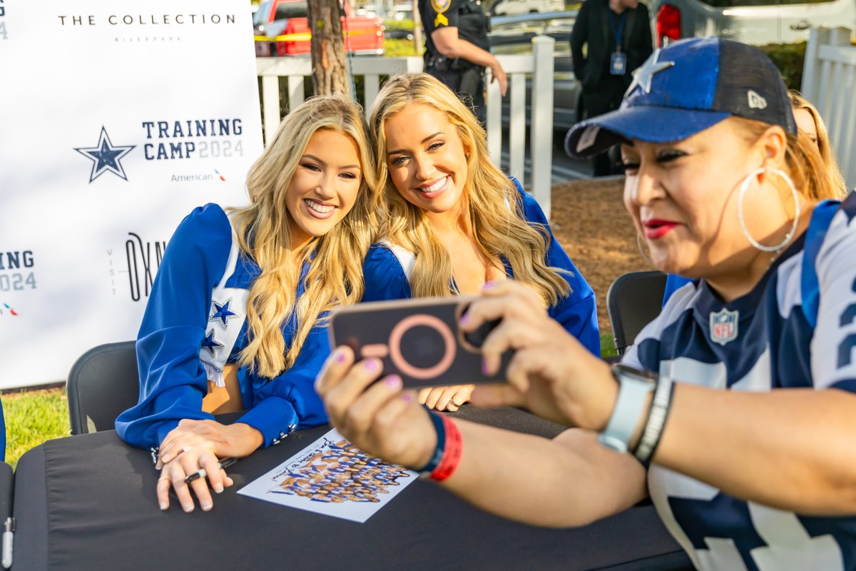 VisitOxnardCA's tweet image. 💫 They’re bold. They’re iconic. They’re bringing the sparkle back to Oxnard Fan Night.
🎀 See them light up the stage at Oxnard Fan Night 7/25 at 4pm The Collection
💃 Watch them perform live during opening ceremonies
#DallasCowboysCheerleaders #DCC #VisitOxnard #VisitCa