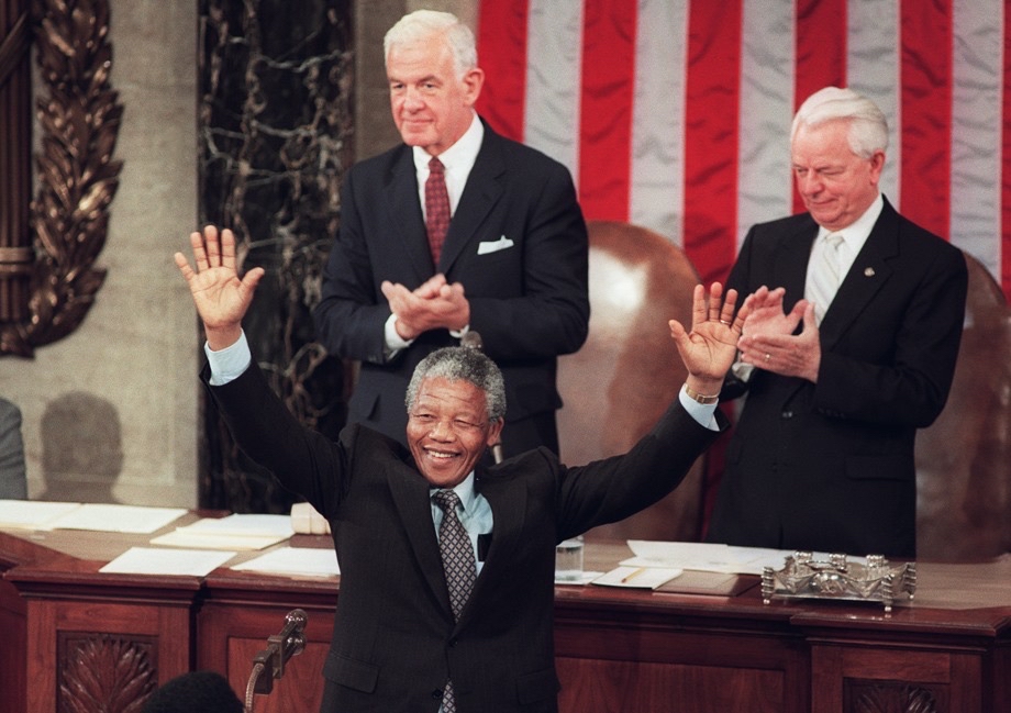 CapitolHistory's tweet image. #OTD in #history, 1918, #NelsonMandela was born. After 27 years in prison, he spoke before #Congress, receiving 15 standing ovations from Members of both parties. He thanked the #USA for sanctions against apartheid South Africa that sought “the victory of #democracy over tyranny”