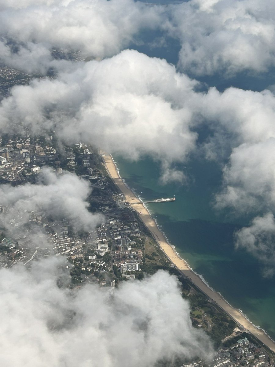 Jet Stream UK (@jetstreamuk) on Twitter photo An aerial view of Bournemouth pier just after take off from <a href="/BournemouthAir3/">Bournemouth Airport</a> (BOH). Bournemouth looks lush from the air! #Aerialphotos #Avgeek #Aviation #flying An aerial view of Bournemouth pier just after take off from <a href="/BournemouthAir3/">Bournemouth Airport</a> (BOH). Bournemouth looks lush from the air! #Aerialphotos #Avgeek #Aviation #flying
