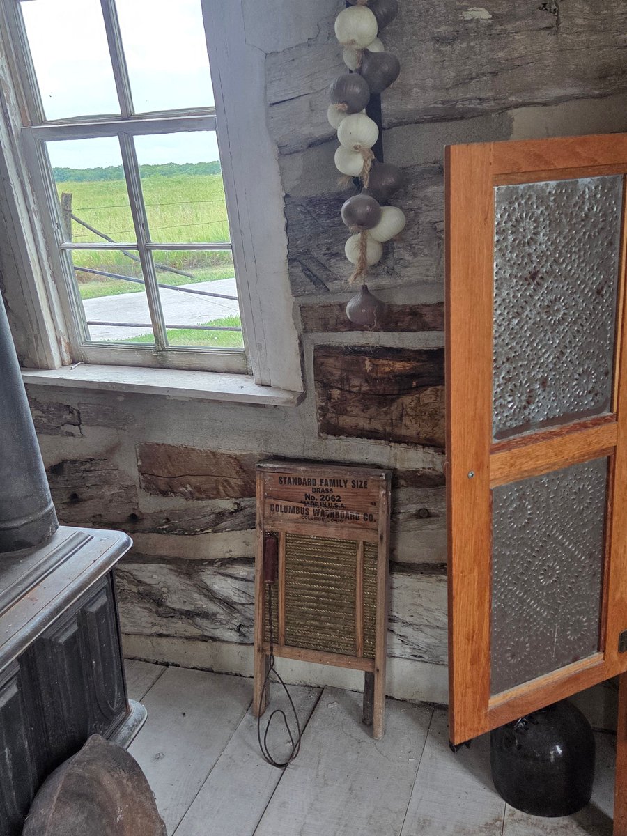 Homesteaders scrubbed clothes by hand—tough on stains and arms! Now, washing machines do the work with a button push. Still a chore, but no more hauling water! 

📸: NPS/Amber Kirkendall 

#HomesteadHistory #LaundryDay #ThenAndNow