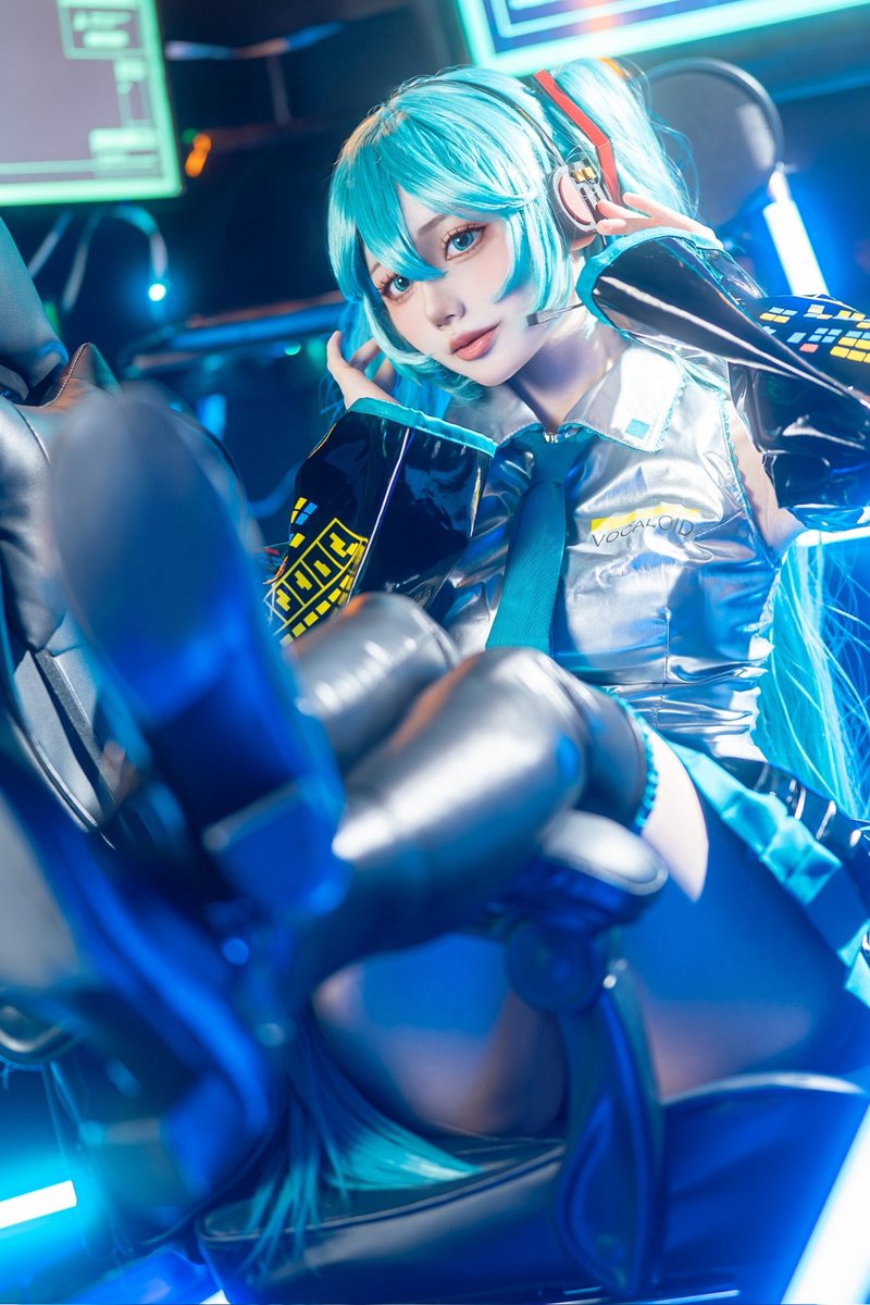 Shiro_sct's tweet image. Cosplay/初音ミク

📷“@Furu_Camera ”さん