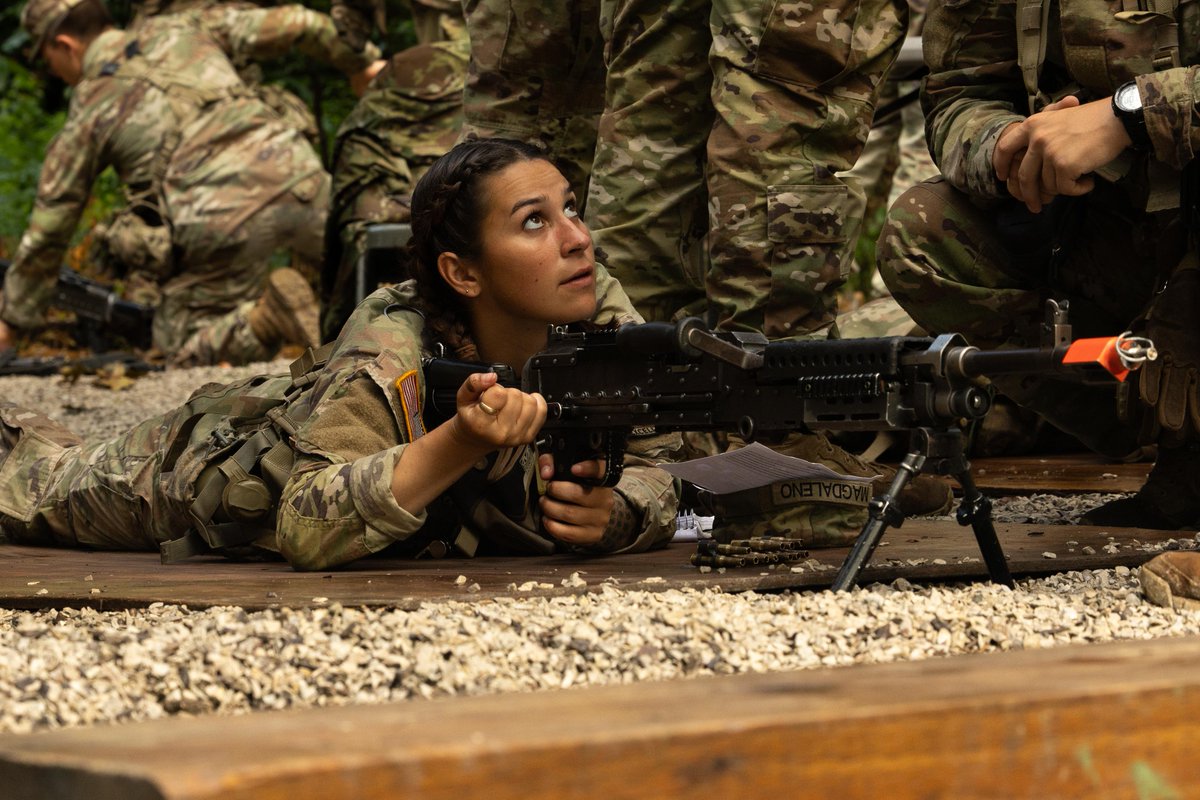 ArmyROTC's tweet image. 7th Regiment #AdvancedCamp Cadets pass Warrior Skills, creating efficient leaders in the military's essential skills.
Check out the link in our bio for videos and articles on this event!
馃摳 By Hannah Choate, Murray State University, CST Public Affairs Office