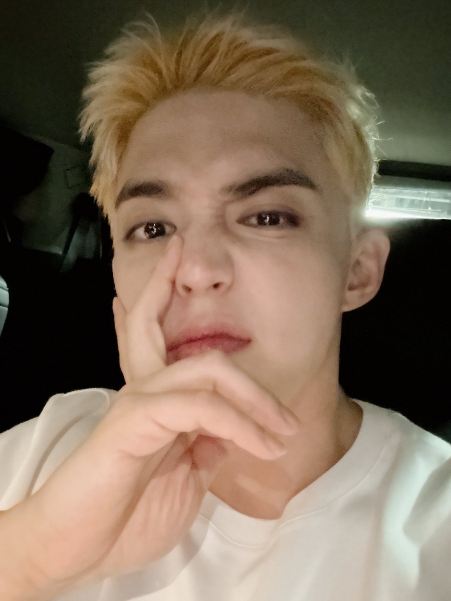 svtr🧸 (@svtranslation) on Twitter photo 250718 #scoups 🌟
🍒 i had fun and arrived in korea safely (cutely)
i heard it’s raining in a lot of areas… everyone stay safe and healthy
#에스쿱스 <a href="/pledis_17/">세븐틴(SEVENTEEN)</a> 250718 #scoups 🌟
🍒 i had fun and arrived in korea safely (cutely)
i heard it’s raining in a lot of areas… everyone stay safe and healthy
#에스쿱스 <a href="/pledis_17/">세븐틴(SEVENTEEN)</a>