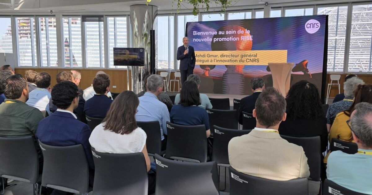 CNRSinformatics's tweet image. #CNRSinnovation 💡 | 11 projets technologiques innovants ont rejoint la 13eme promotion du programme RISE du @CNRS, dont le projet Treensight , issu du @LIGLab qui propose une nouvelle approche de l’analyse de données, pensée pour les experts métiers
➡️ cnrsinnovation.com/actualite/le-c…