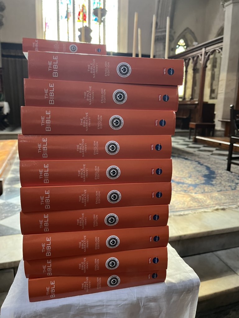 At our final service of the school year we distributed Bibles to our Year 6 pupils, thanks to the Lord Wharton Benefaction. Members of the class then lit candles in thanksgiving for all that has been and looking to the future.