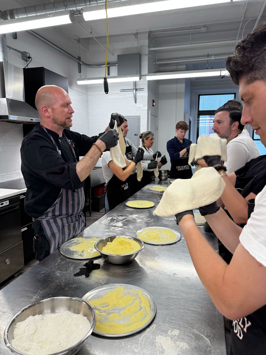 jc1's tweet image. Welcome to our newest Mavens!
The team kicked things off with a pizza-making night because great teams are built through shared moments (and good food).
Excited to have you all on board!