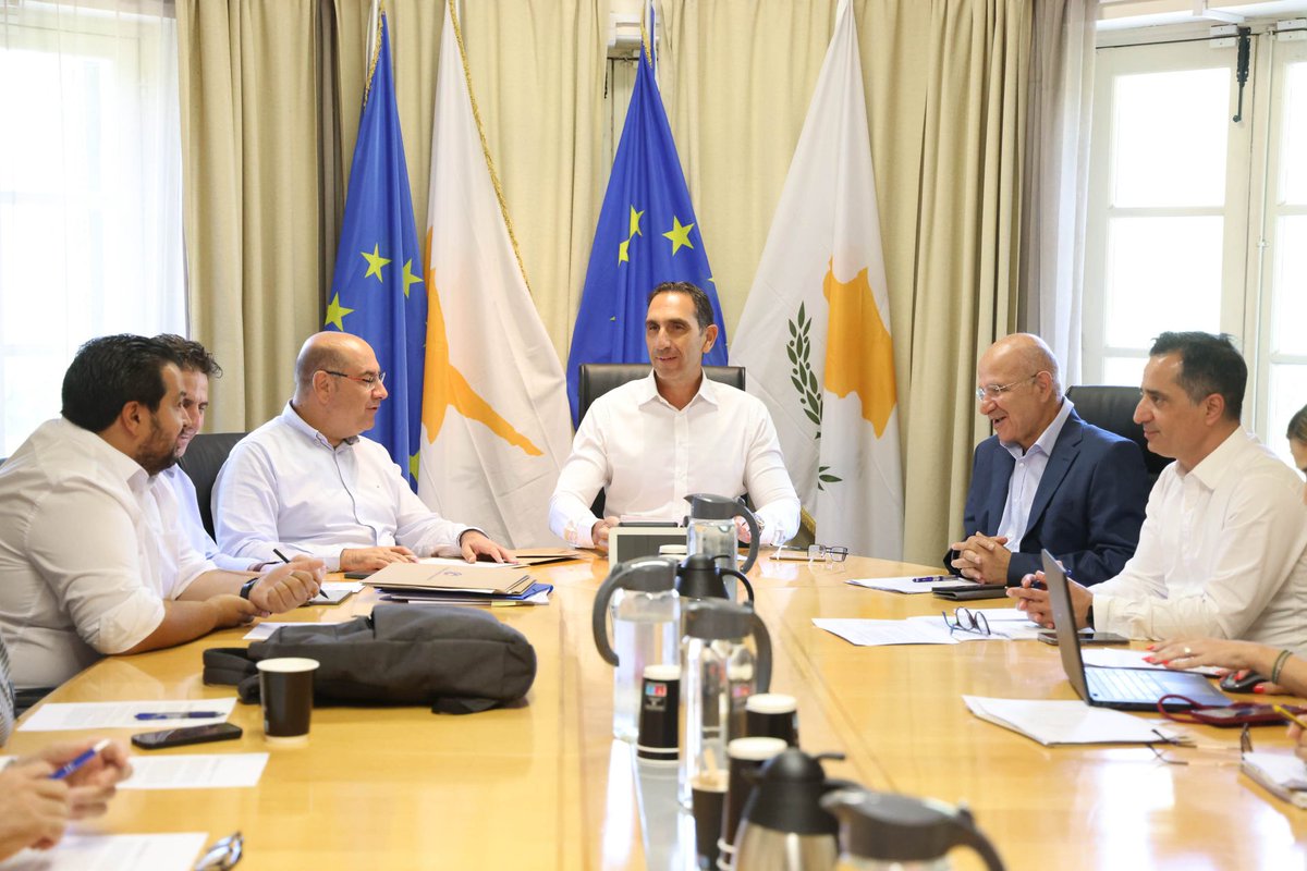 MinInteriorCY's tweet image. #ΤοπικήΑυτοδιοίκηση #Δήμοι
👉 Τη σύσταση ομάδας εργασίας για επεξεργασία φόρμουλας αναπροσαρμογής της κρατικής χορηγίας προς τους Δήμους, συμφώνησαν Υπουργός Εσωτερικών @K_Ioannou και Ένωση Δήμων Κύπρου @EnosiDimonCY στη σημερινή τους συνάντηση.
🎯 Στόχος η κατάληξη σε κοινά…