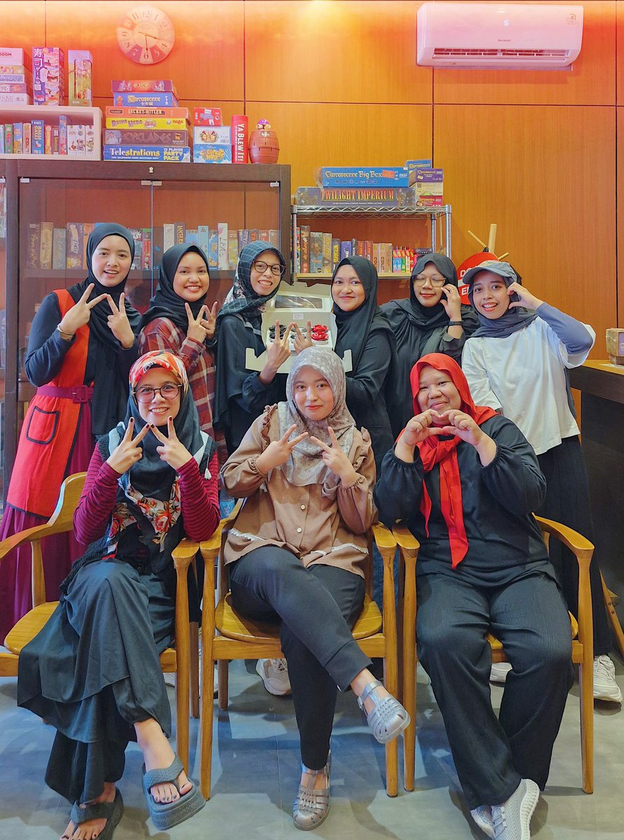 Annyeong Areumdawols✨
Shawol &amp; Taemmate Makassar mengucapkan, selamat HUT Lee Taemin yang ke 32, terus berkarya, bersinar, dan bersahaja! Kami masih setia menunggu anda <a href="/TAEMIN_BPM/">태민 (TAEMIN)</a> bersama <a href="/SHINee/">SHINee</a> ngonser di Indonesia🤝🏼

#HAPPY_TAEMIN_DAY #TAEMIN #태민 #SHAWOLINDONESIA