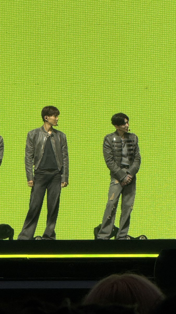 셔누 크고 창균 쪼끄매 셔누 크고 기현 쪼끄매