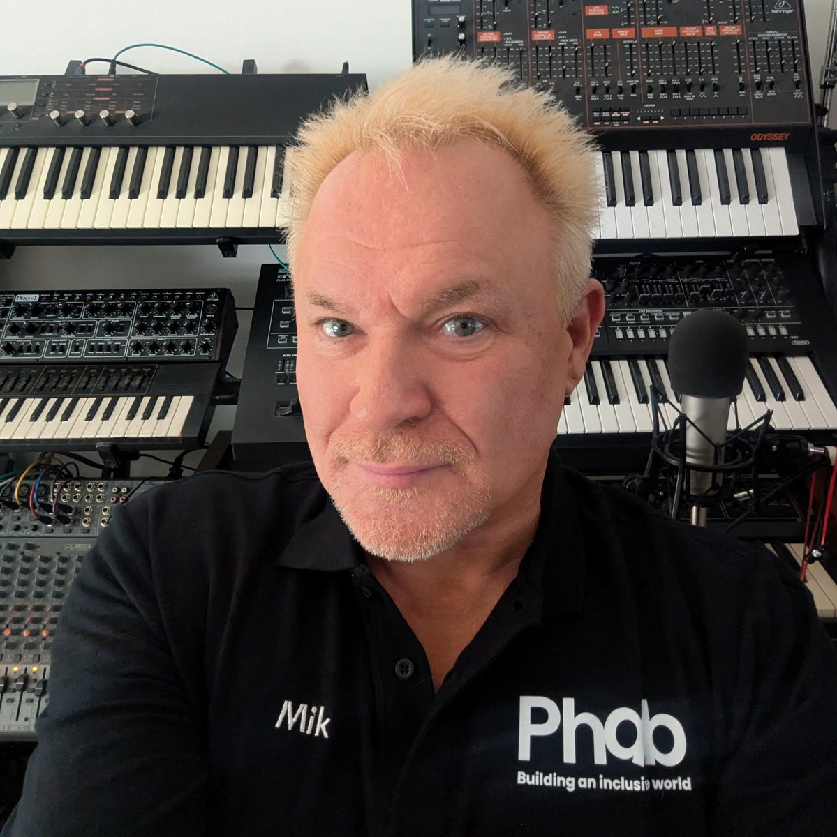 MikScarlet's tweet image. Wearing my new Goth black @phab_charity polo ready for my @disabilityarts session starting at 2pm