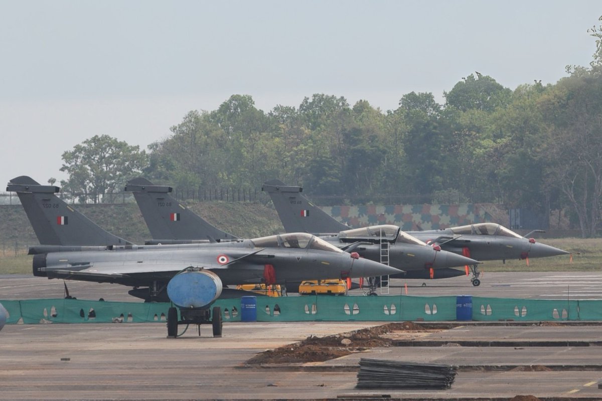 #BREAKING: Just in, French audit team says it believes that 04 Rafale aircraft are missing from Indian Air Force fleet.