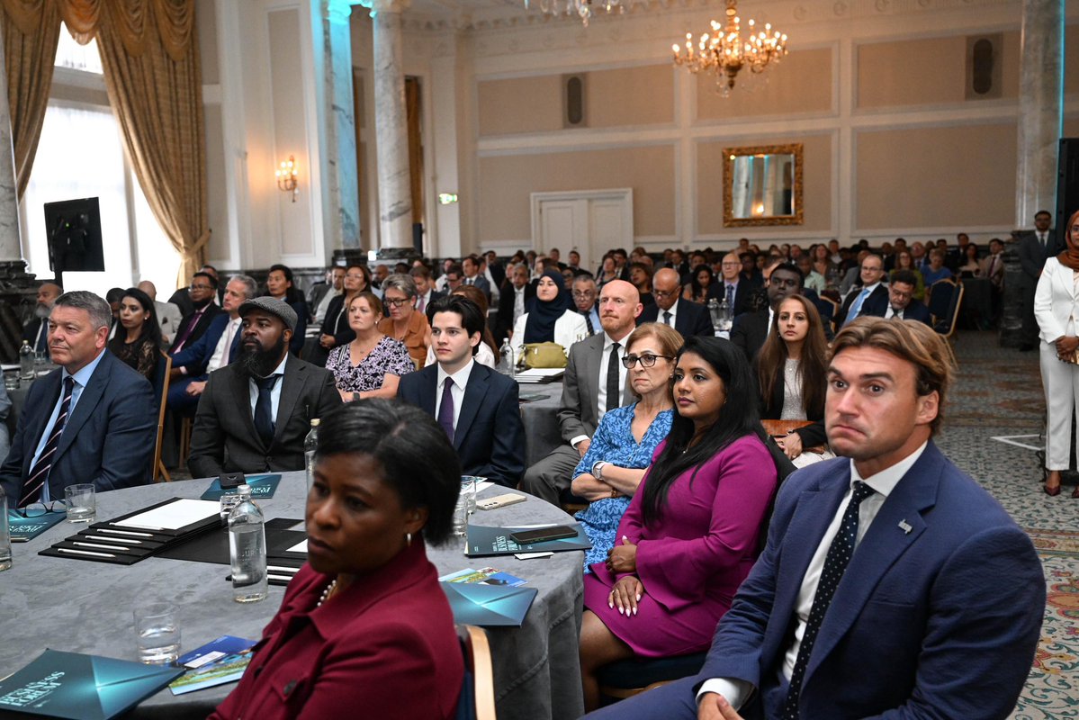 em_saeed's tweet image. As part of his official visit to the United Kingdom, President Dr Mohamed Muizzu attended the UK–Maldives Business Forum held in London, where he engaged with a large number of UK-based investors and business leaders.
During the event, the President officially launched the…