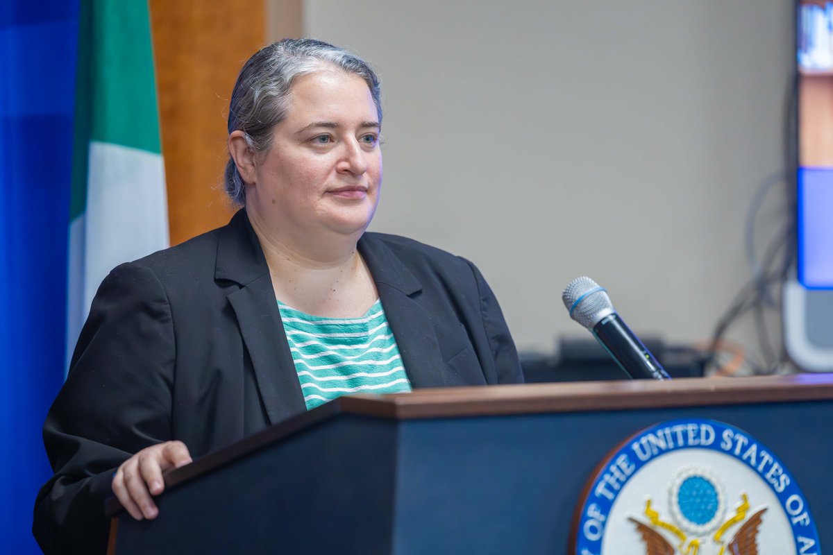 USinNigeria's tweet image. Yesterday, we celebrated the Pre-Departure Orientation for the Kennedy-Lugar Youth Exchange & Study (@yesprogramnews) Program at the U.S. Embassy in Abuja.
14 exceptional Nigerian students are heading to the U.S. for a year of cultural exchange, academic growth, and new…