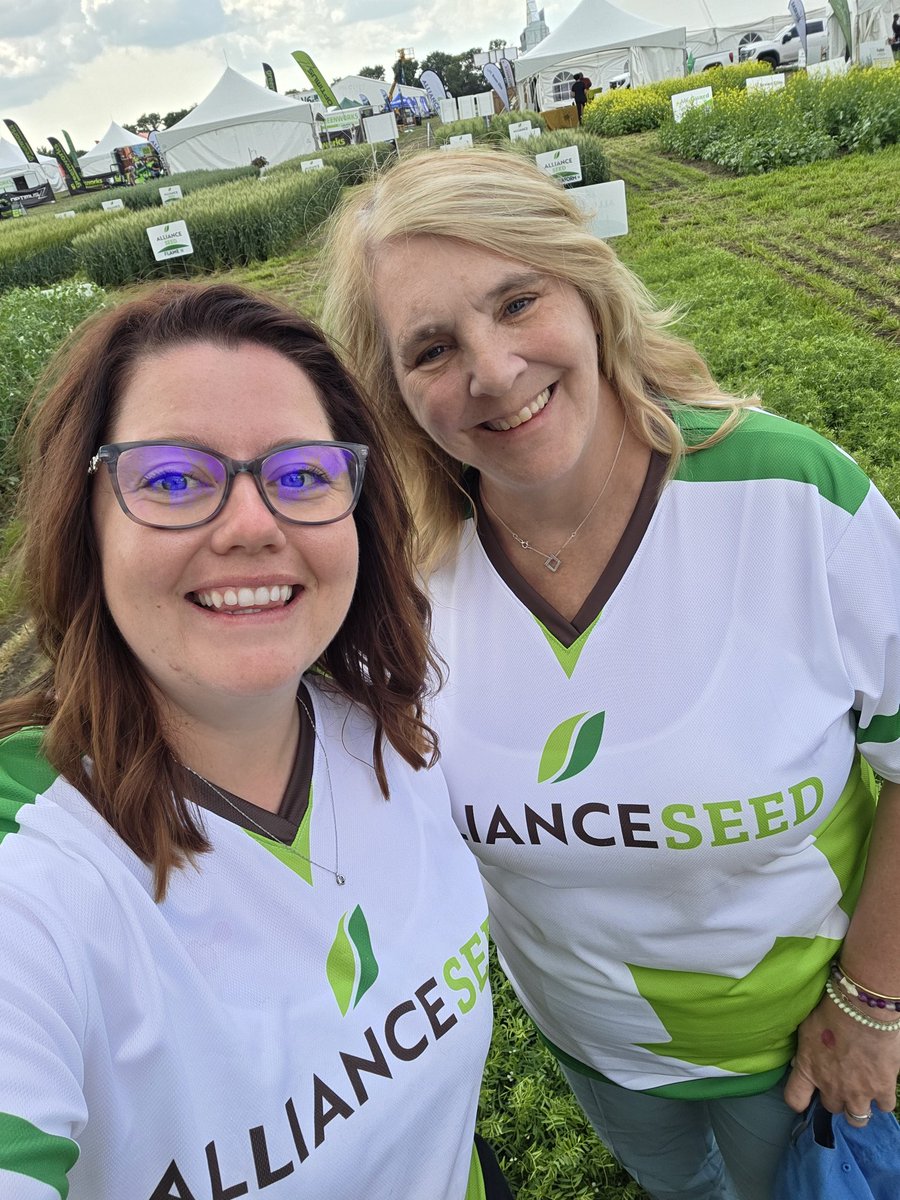 AllianceSeed's tweet image. What a week at #AgInMotion! 💥
#AllianceSeed brought the heat & you brought the energy. Big thanks to everyone who stopped by Booth 348! 🌾
We raised $850 for great causes & had a blast talking top varieties. #EverySeedStartsAStory #AllianceSeed