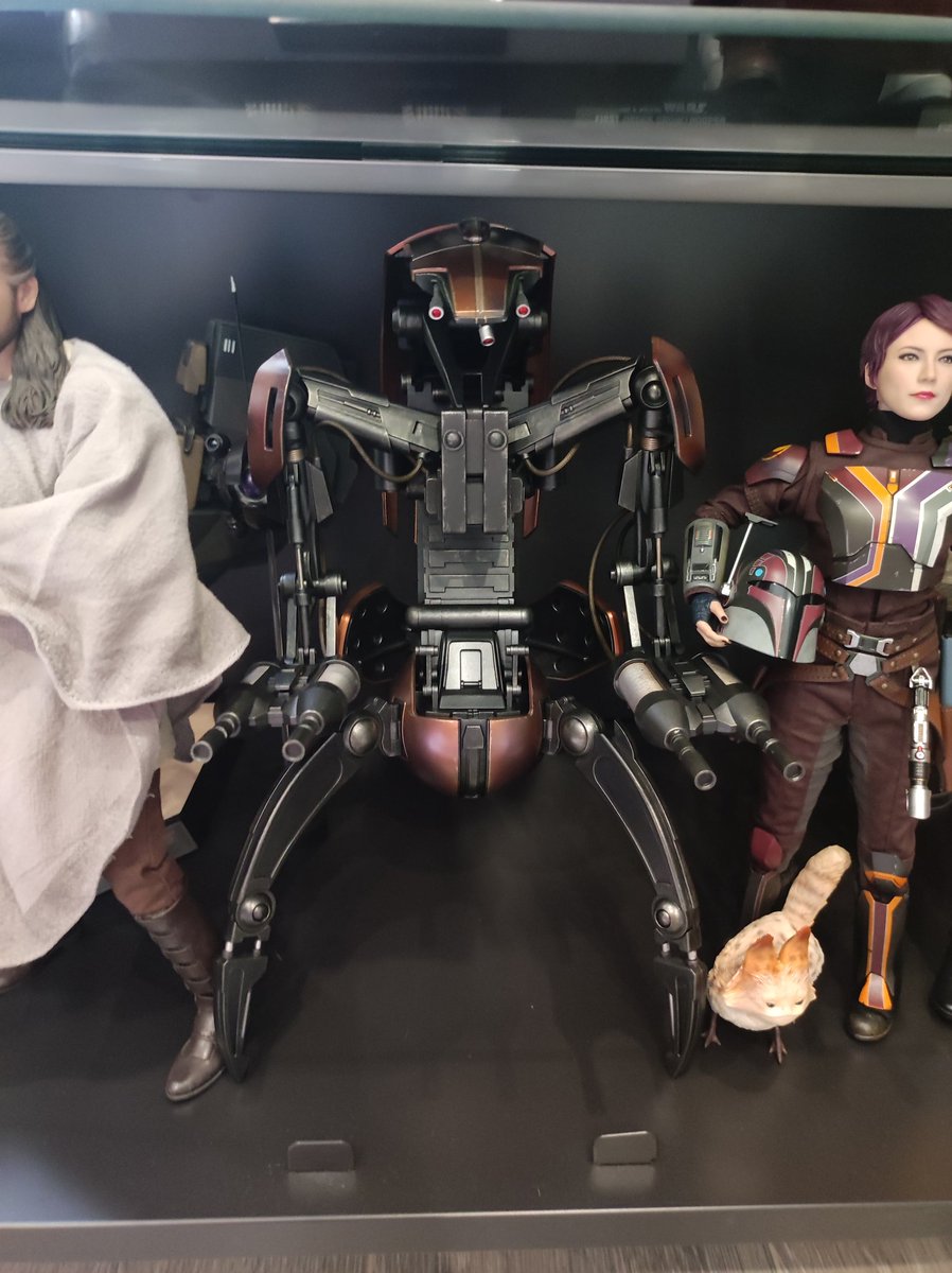 La Fragua De Beskar tweet media