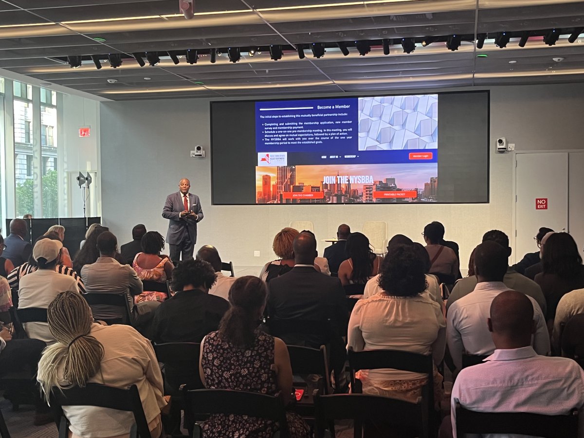 jimmalatras's tweet image. Big ideas and great stories yesterday at Civic Hall as Don Peebles joined NYSBBA’s John Harmon to talk MWBE success, politics, and the road ahead for Black-owned businesses.