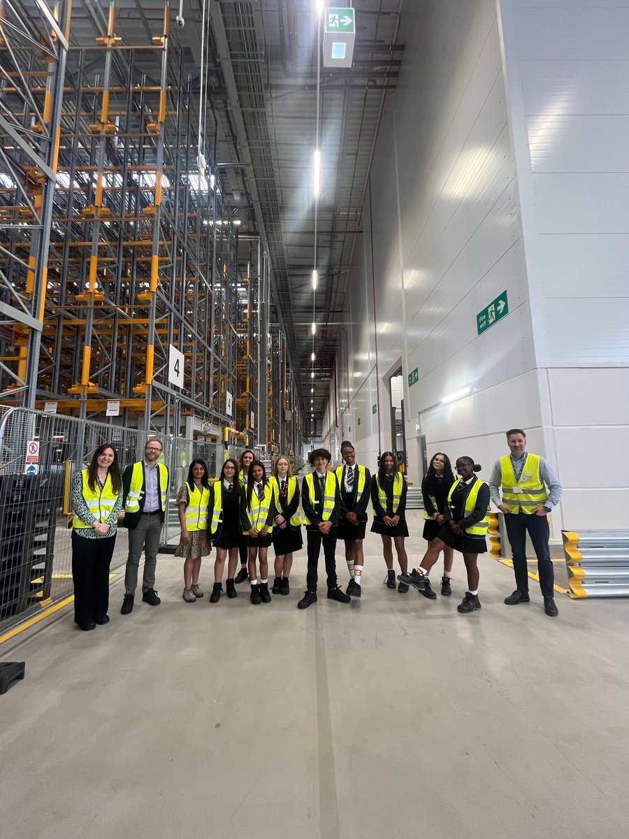 HarrisMerton (@harrismertoncr4) on Twitter photo A fantastic day this week at Lidl Warehouse-Belvedere! Students stepped into the heart of logistics, exploring the warehouse and witnessing Just-in-Time stock management in action. Students had full immersion into how modern supply chains work. #BelvedereTrip A fantastic day this week at Lidl Warehouse-Belvedere! Students stepped into the heart of logistics, exploring the warehouse and witnessing Just-in-Time stock management in action. Students had full immersion into how modern supply chains work. #BelvedereTrip
