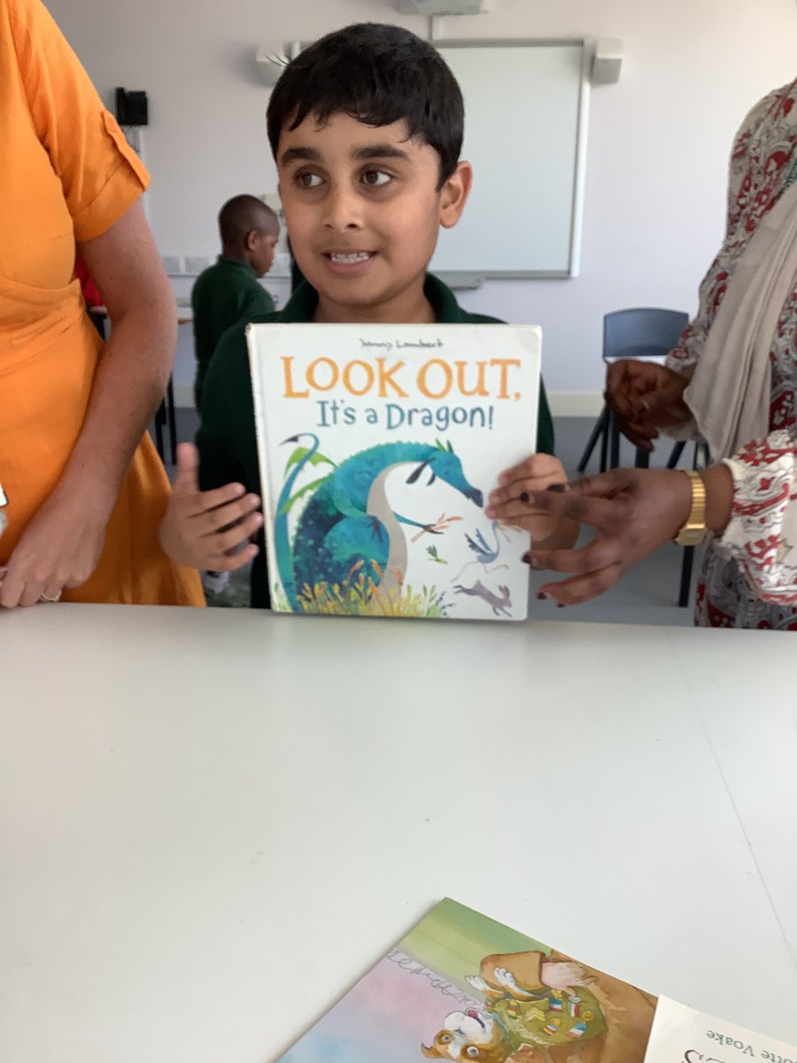 2R had a fantastic time choosing 2 books to take home and keep as a part of the book project.  All of the children were very excited to take their books homes.