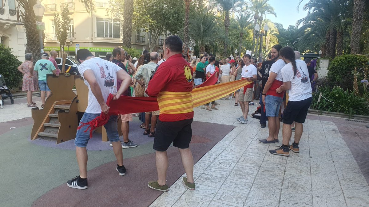 Federació Coordinadora de Muixerangues tweet media