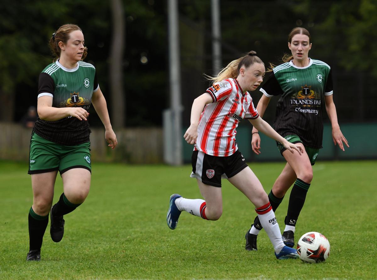ConnectNI's tweet image. From July 21–26, Derry hosts the epic O’Neills Foyle Cup 2025 - with 900+ teams, 11,500 players, and 2,200 matches in a 6-day football frenzy!
#FoyleCup