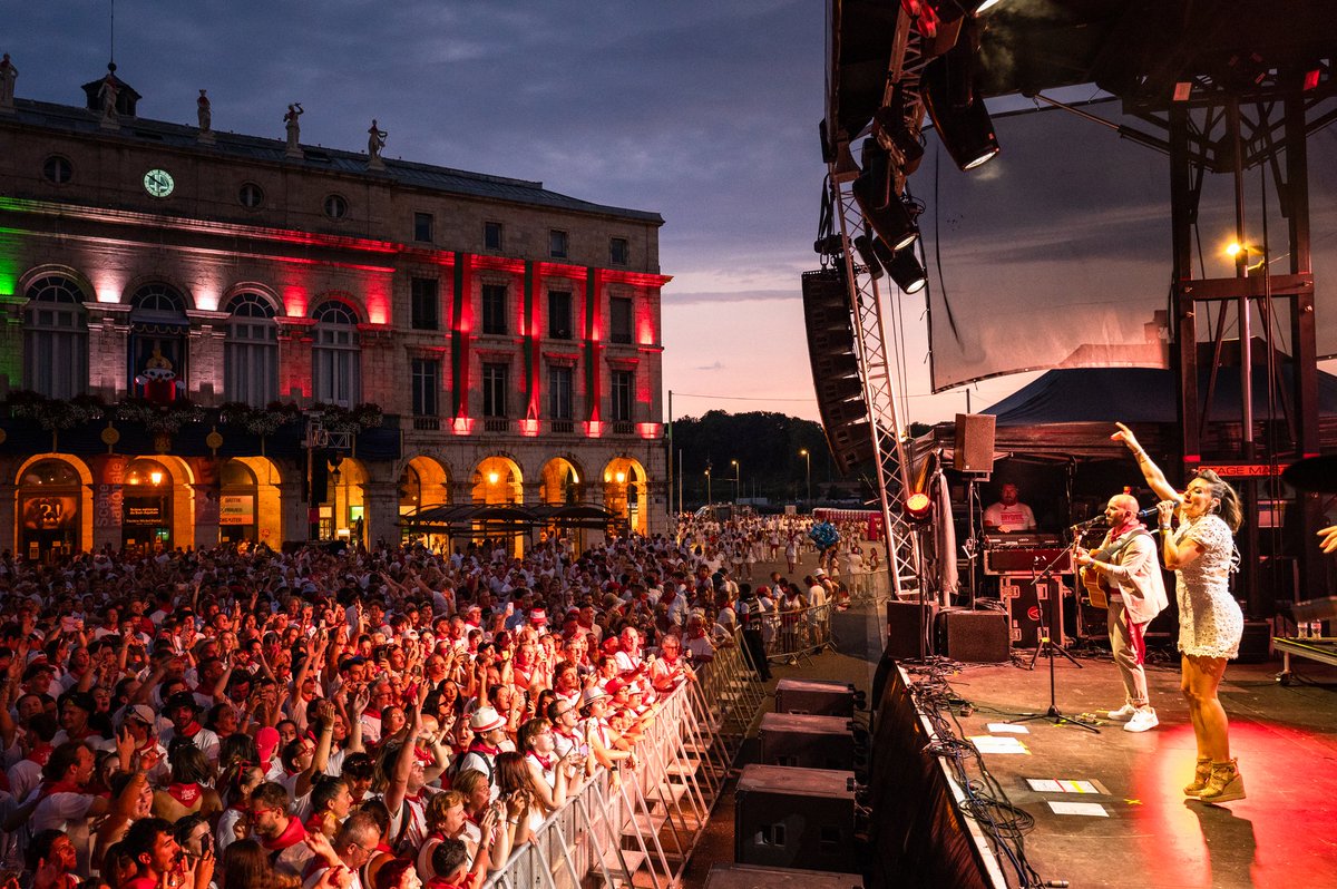 📷 Album des Fêtes de Bayonne 2025
Jour 3 : vendredi 11 juillet - Journée des traditions et des séniors 
📷 Mathieu Prat
#FêtesDeBayonne2025 #FDB2025